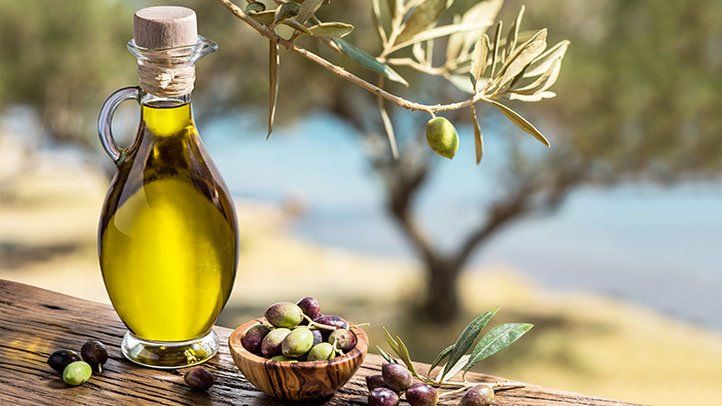 A Guide to Greek Olives & Olive Oil